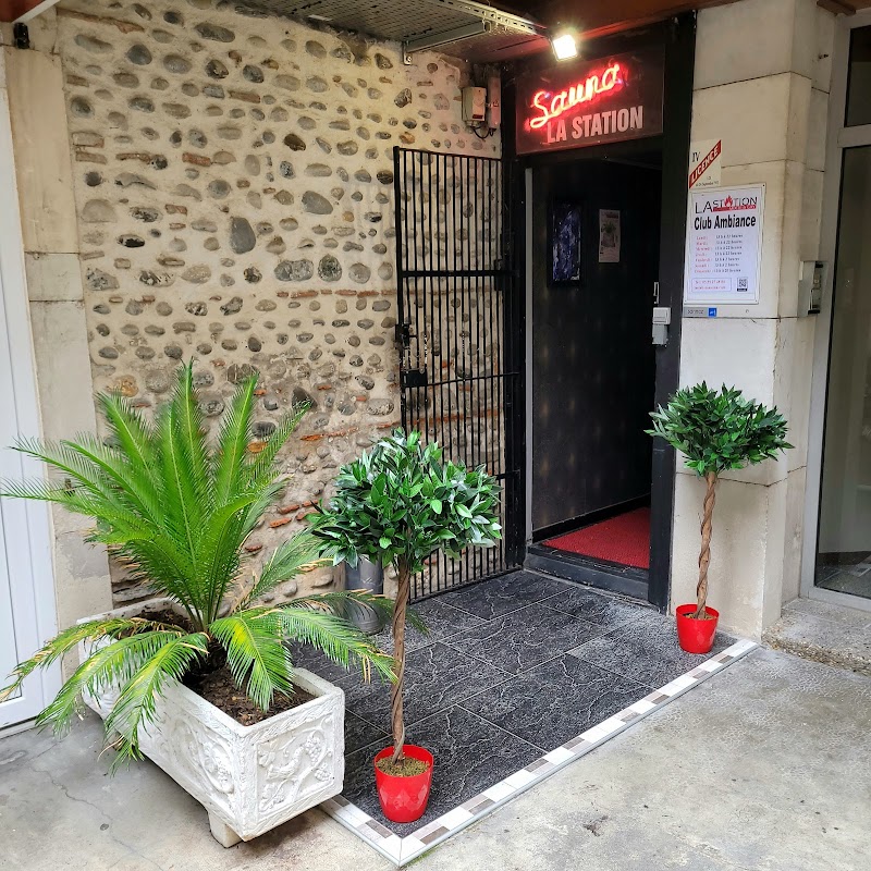 Nightclub cover