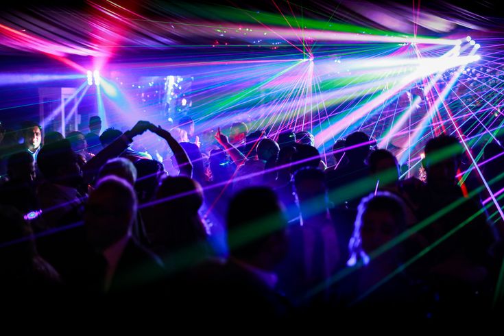 Les boîtes de nuit à La Rochelle : où sortir pour faire la fête ?
