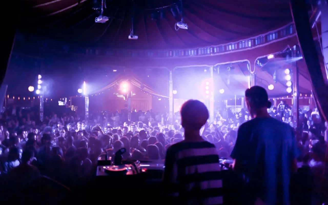¡CLUB SAUVAGE W/ LOUIE VEGA: EXTENDED SET 4H?