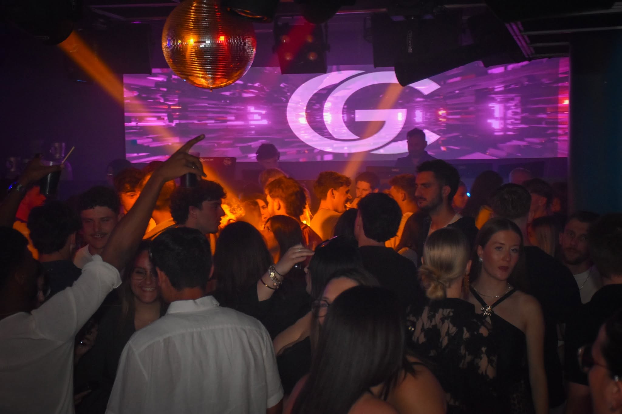 Glam Club