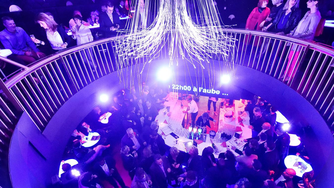 Nightclub cover